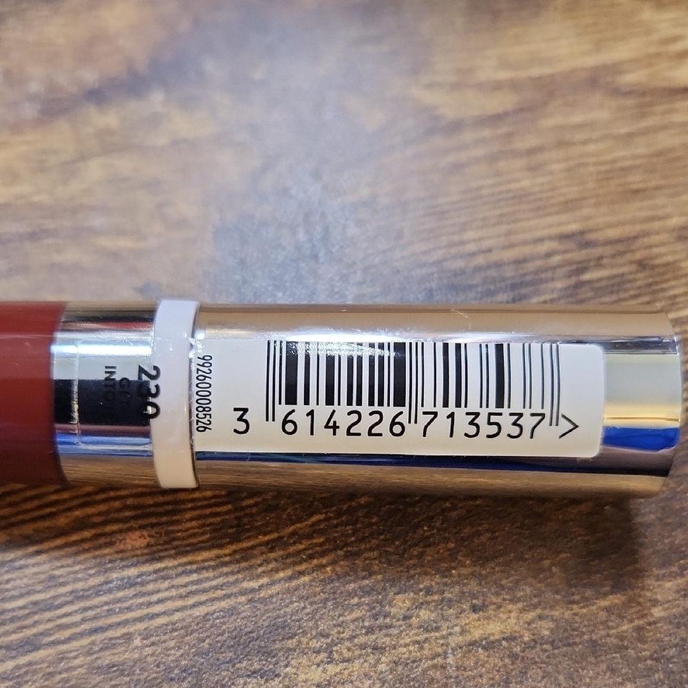 Covergirl Melting Pout Vinyl Vow Lipstick - Rich Brown - Picture 2 of 6